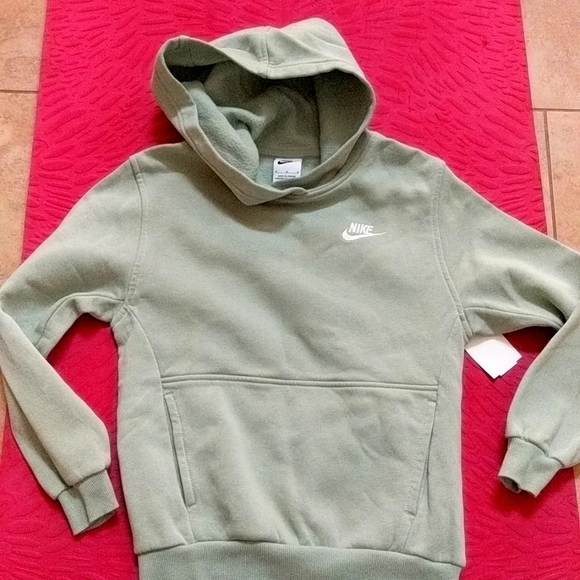 Nike Other - Kid nike cotton hoodie size m new